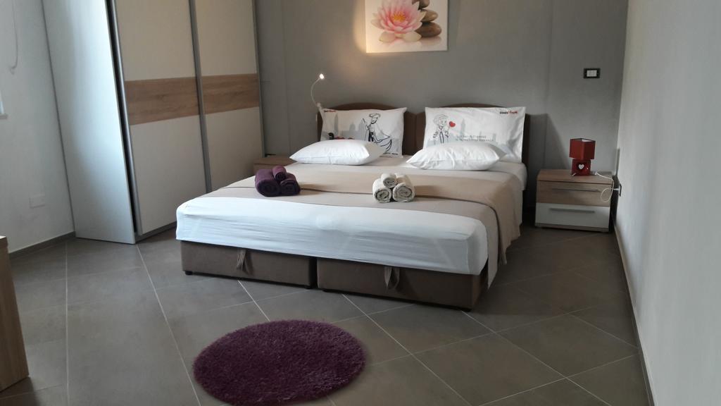 זאדאר Apartments Rotiroti מראה חיצוני תמונה