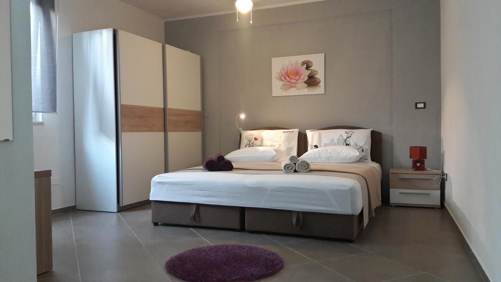 זאדאר Apartments Rotiroti מראה חיצוני תמונה