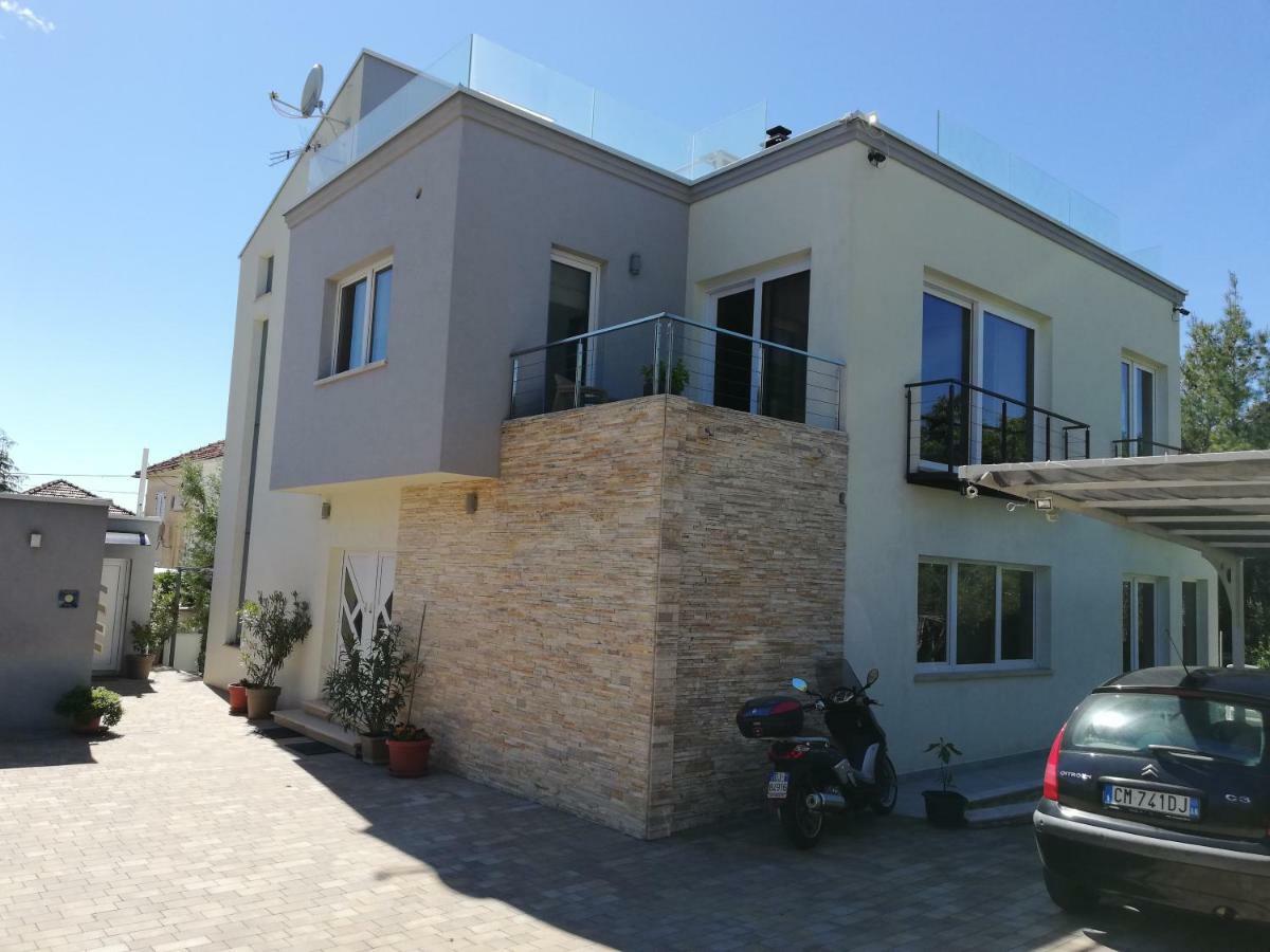זאדאר Apartments Rotiroti מראה חיצוני תמונה