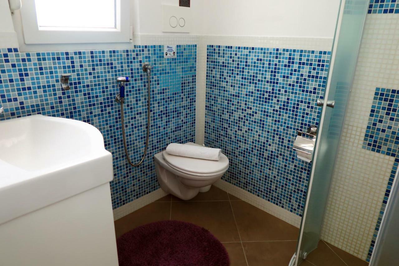 זאדאר Apartments Rotiroti מראה חיצוני תמונה