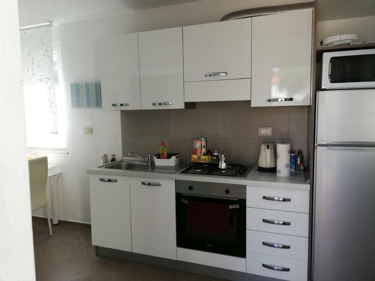 זאדאר Apartments Rotiroti מראה חיצוני תמונה